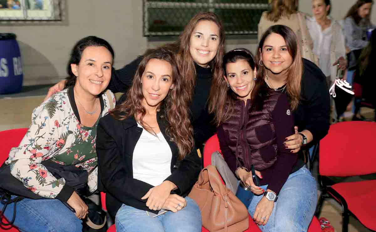 Marcela Adame, Gabriela Garza, Daniela Treviño, Alejandra Salazar y Pata Martínez / Fotos: Omar Valdez yDaniel Saldívar