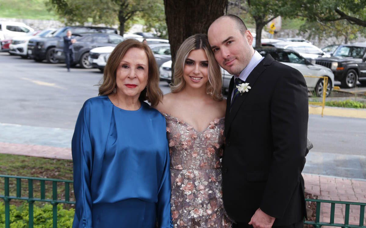 Mirtala Martínez, Alejandra García y Miguel Garza