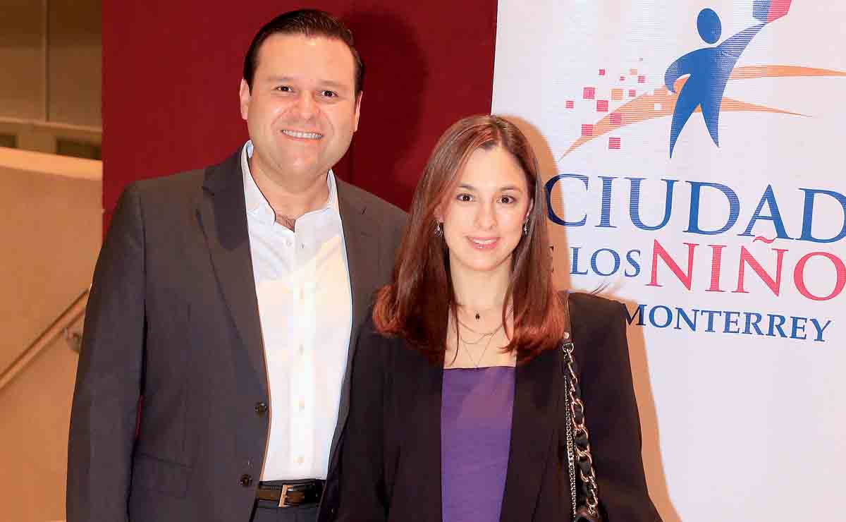 Paul Cabello y Mercy González  / Fotos: Daniel Saldívar