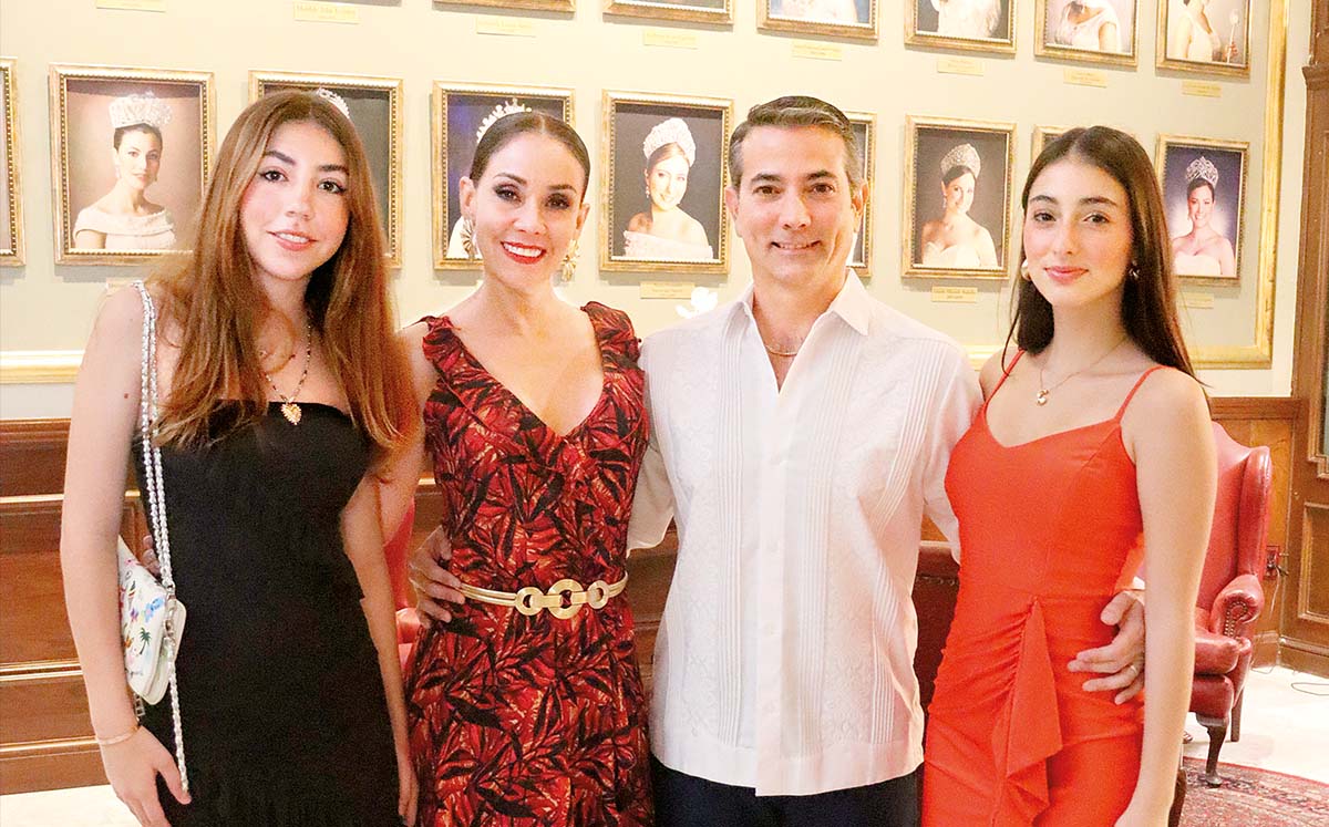JOSÉ FERNANDA DE LARA, GLORIA ALFARO, CÉSAR REYES Y CHABELY REYES llegaron con sus mejores outfits a la gala