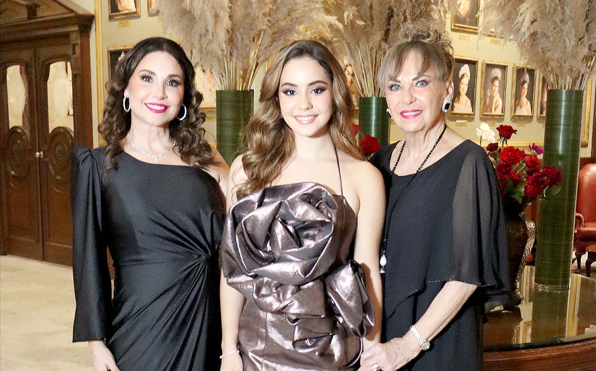 REBECA SALAZAR, NATALIA FERNÁNDEZ y REBECA COLLADO DE SALAZAR disfrutaron de nuestras raíces tampiqueñas y españolas