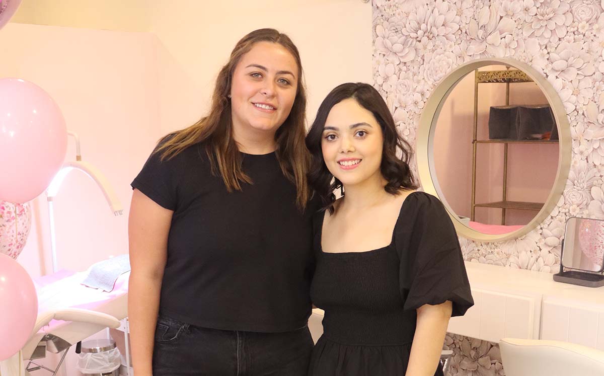 Felices de la re inauguración de Ella Bella Beauty Lab