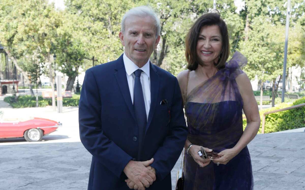 Carlos Capetillo y Sylvia Martha de Capetillo