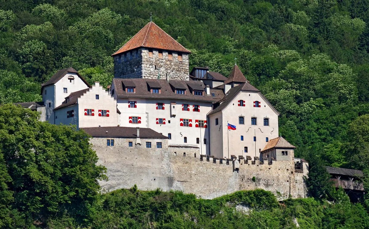 El castillo de Vaduz, casa oficial del soberano del principado desde 1938. (Foto: Shutterstock)