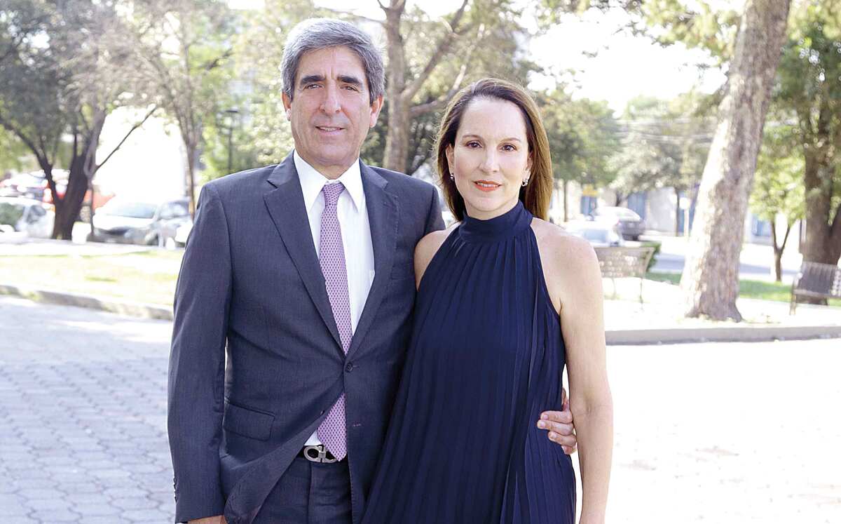 Enrique Rodríguez y Ana Lorena González de Rodríguez