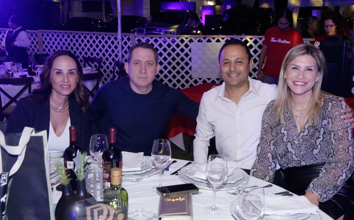 Florencia Villa, Bernardo Villarreal, Jorge Lans y Lucía Lans