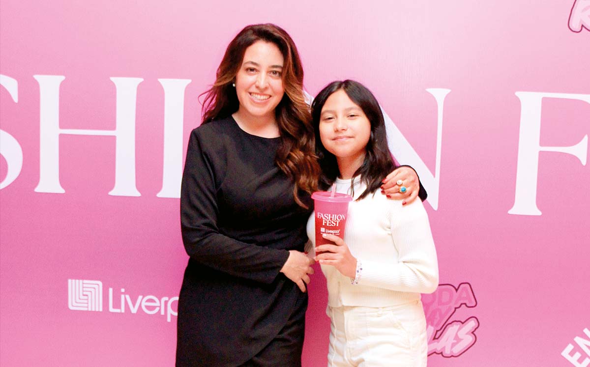 GABY DE RIVERA Y NINA RIVERA nos regalaron sus mejores sonrisas en la pasarela