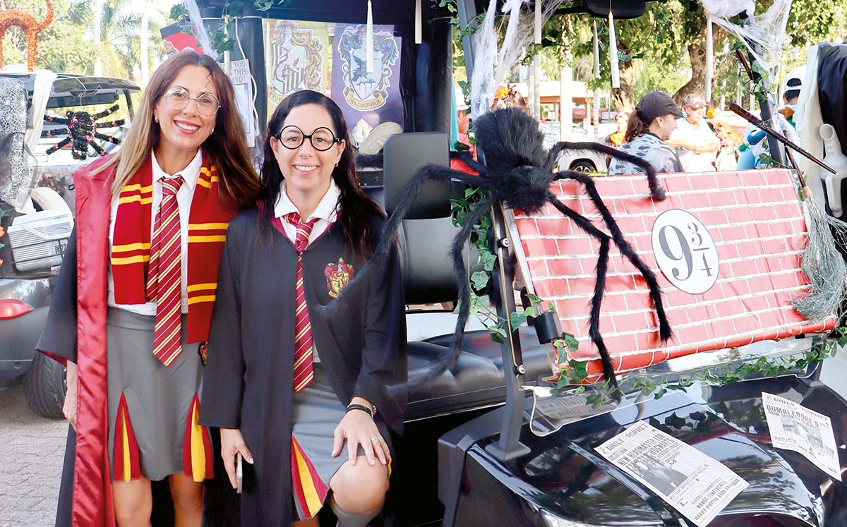 ISABEL CASTRO Y LUCY LORENZO decoraron su carrito con la temática de Harry Potter