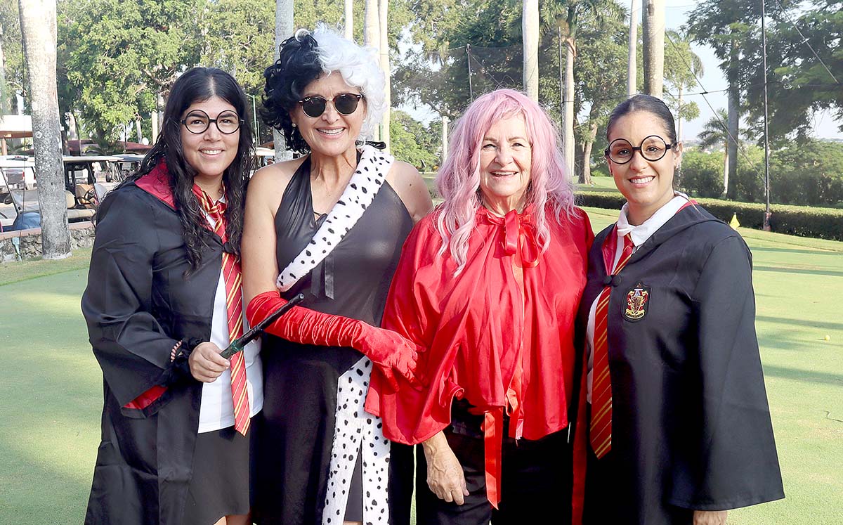 XX, DIANA DE GARCÍA OLLERVIDES, ANA LETICIA GONZÁLEZ llegaron puntuales al torneo