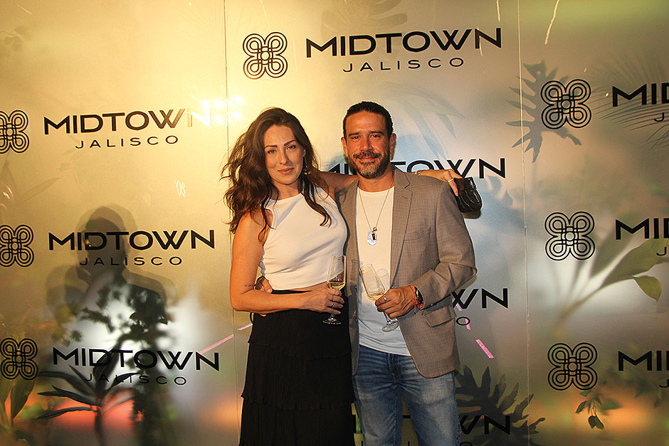 Pamela Ortiz y Braulio Laveaga