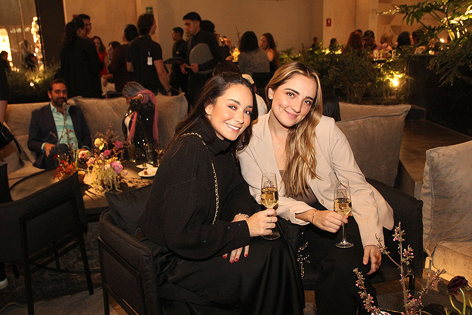 Ana Paula Ibarra y Melisa Castillo.