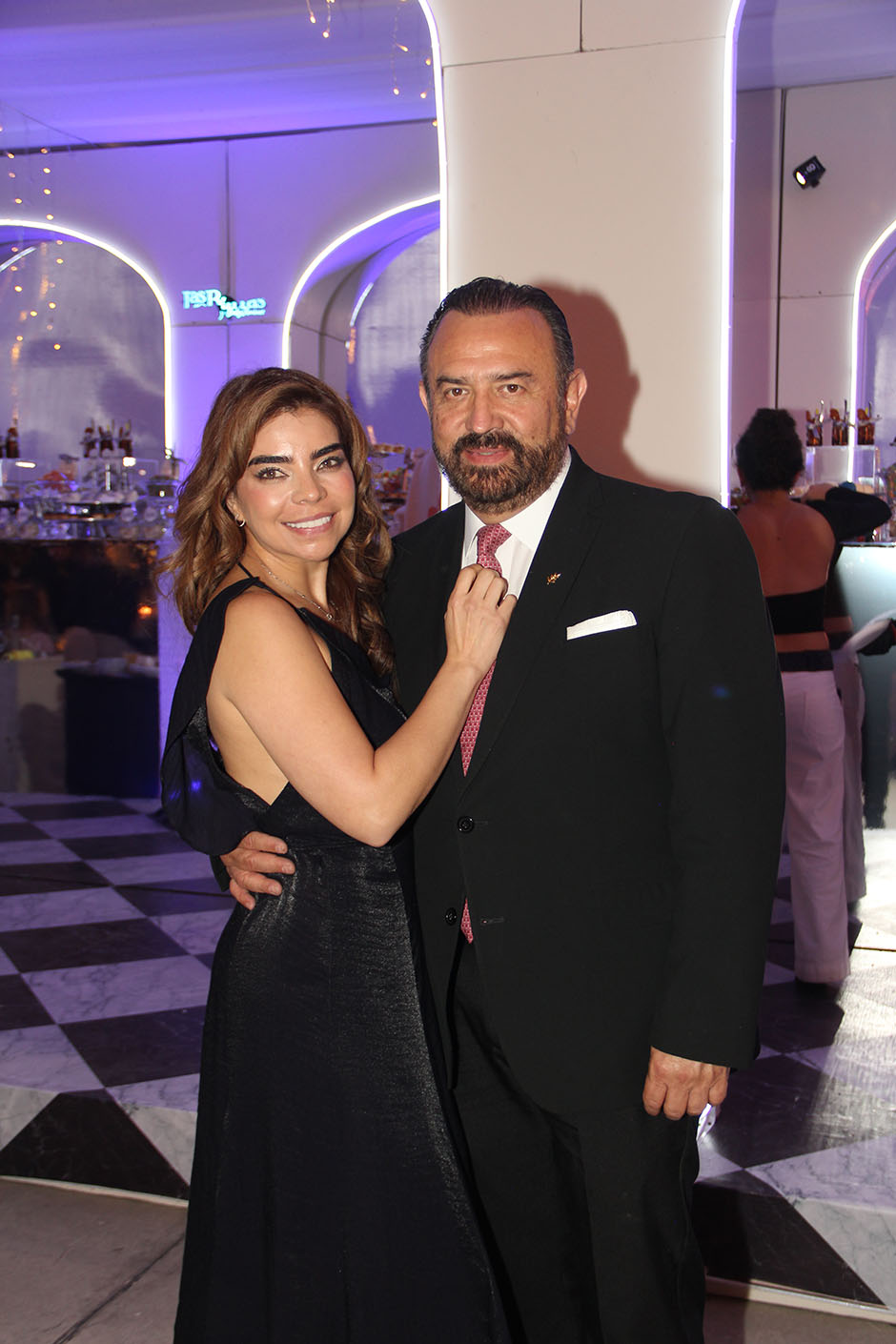 Alejandra Calderón y Hugo Villanueva