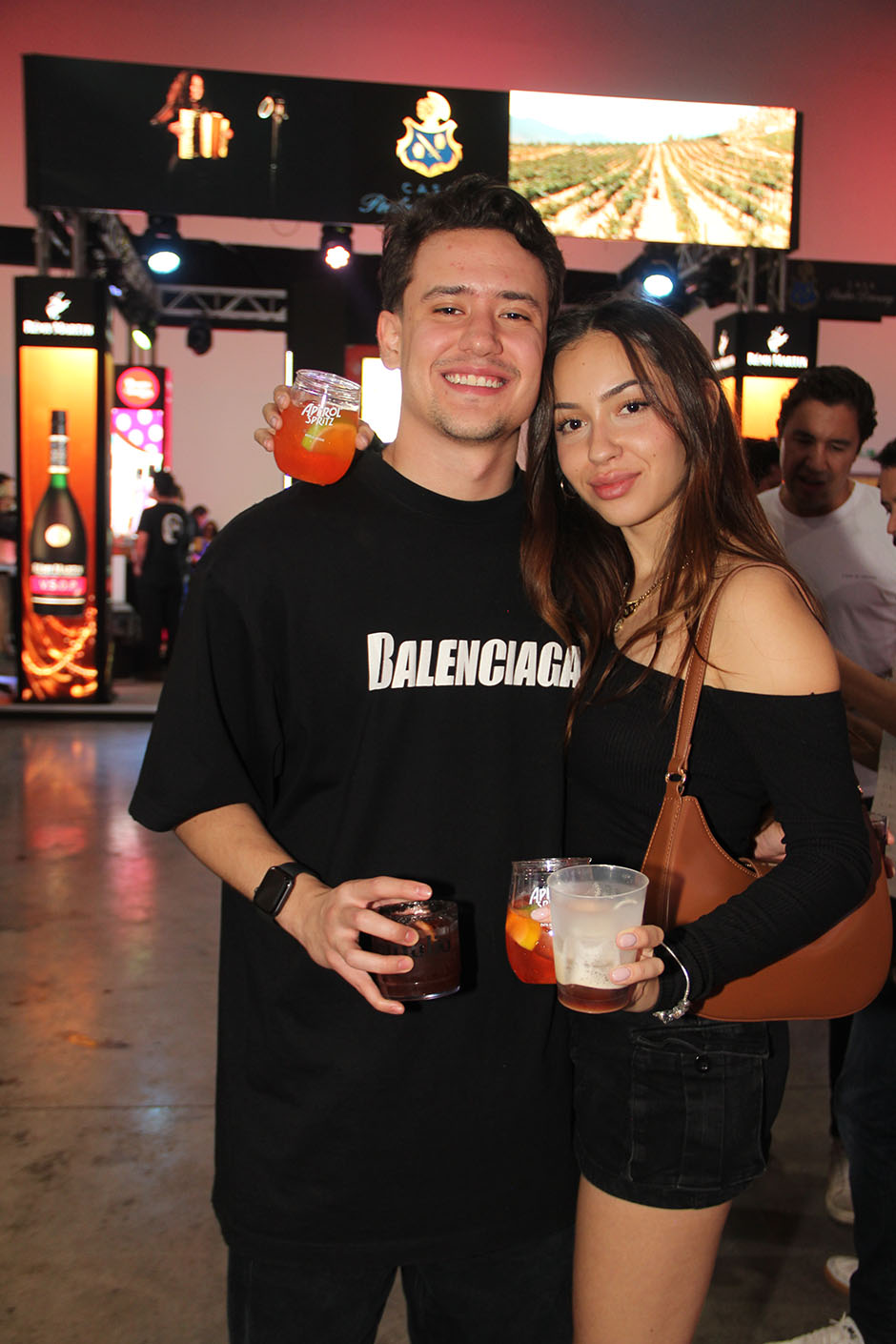 Andrés Camacho y Galia Esiposa