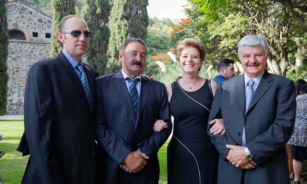 Eduardo Banzzini, Ana María Sebenello, Jaime Sebenello y Manuel Sebenello