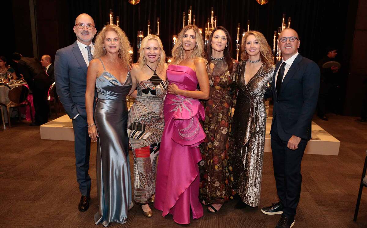 Edmundo Salinas, Bárbara Hernández, Brenda González, Susana Altamirano, Balbina Milmo, Adriana Santos y Manuel Lasheras