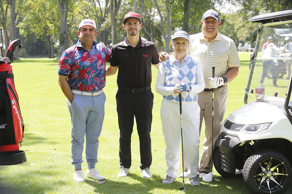 José Manuel Gómez Rea, Manuel Gómez, Georgina Gómez Pedroso y Alfredo Andrade