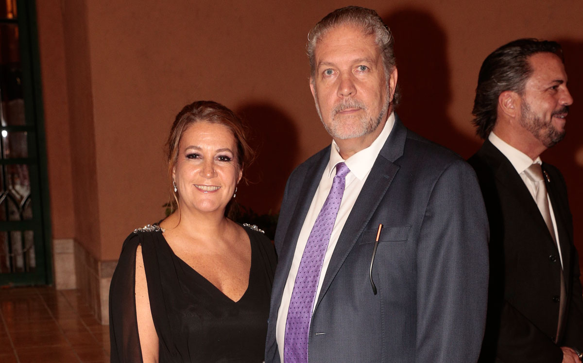 Lydia Pérez y Édgar Warnholtz