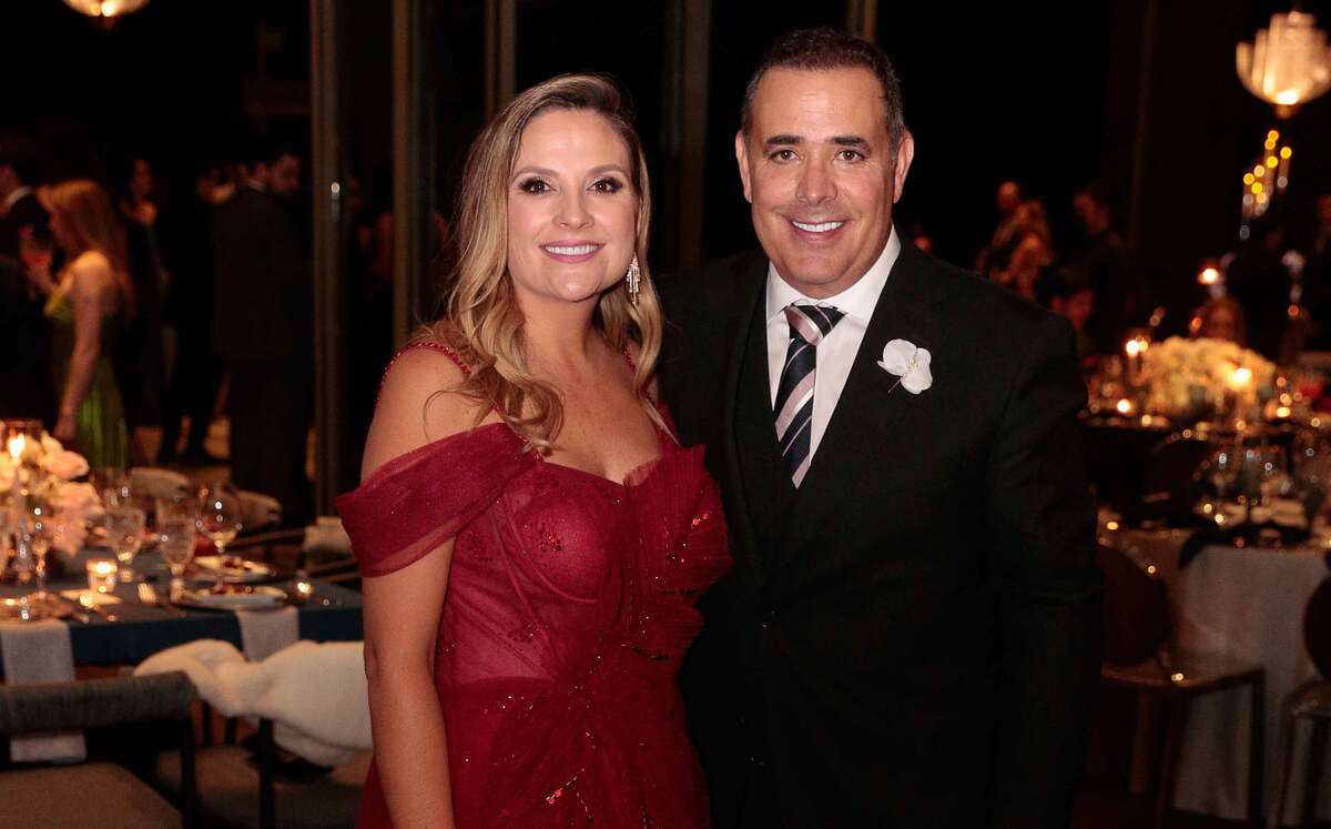 Mónica Guzmán y  papá del novio Jorge Montemayor