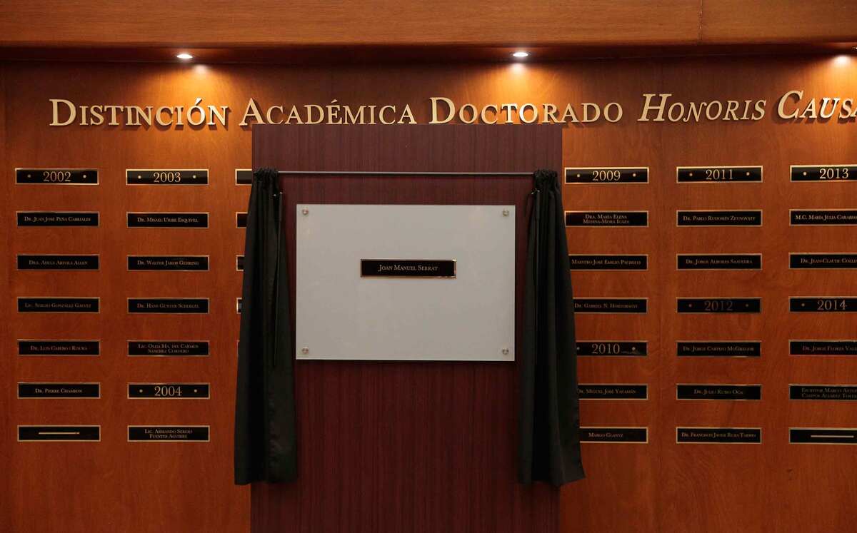 Placa Honoris Causa