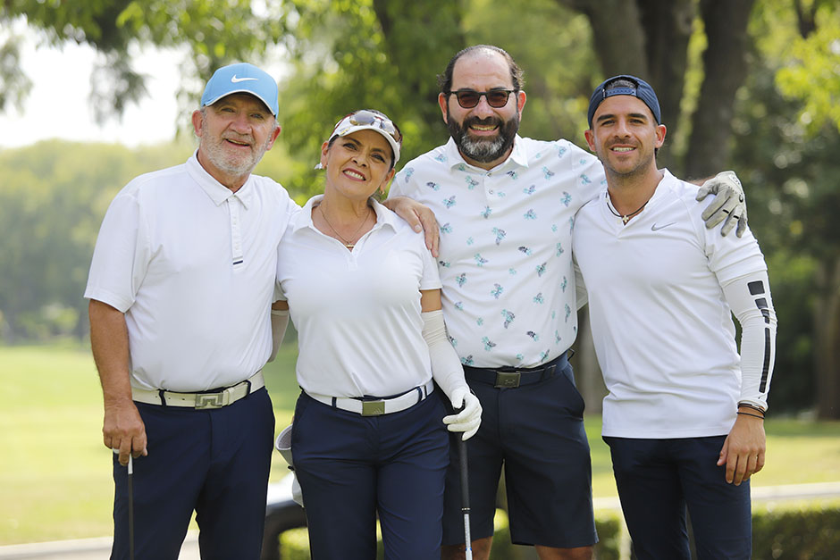 Óscar Chávez, Alejandra Ochoa, Carlos Gómez y Óscar Chávez