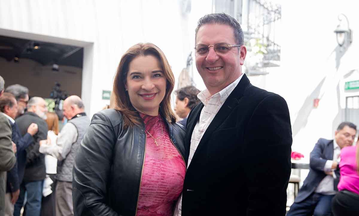 Verónica Saucedo y Sergio Cervantes