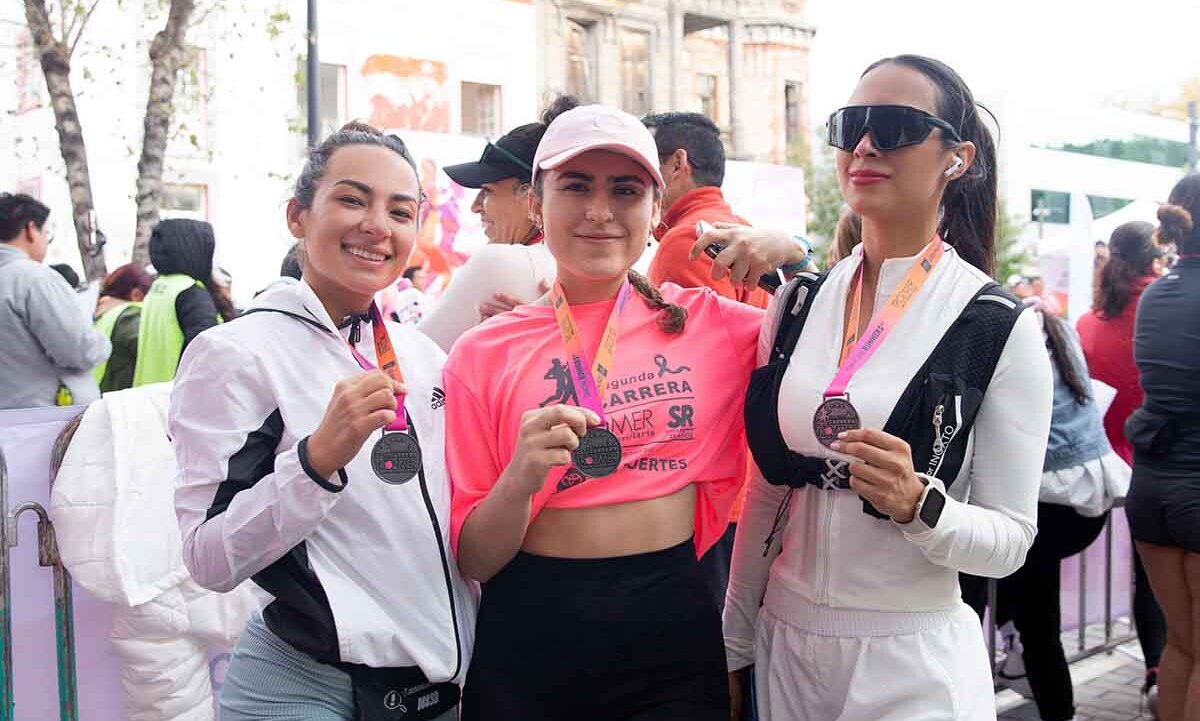 Karen Méndez, Dania González y Scarlet Bagatella
