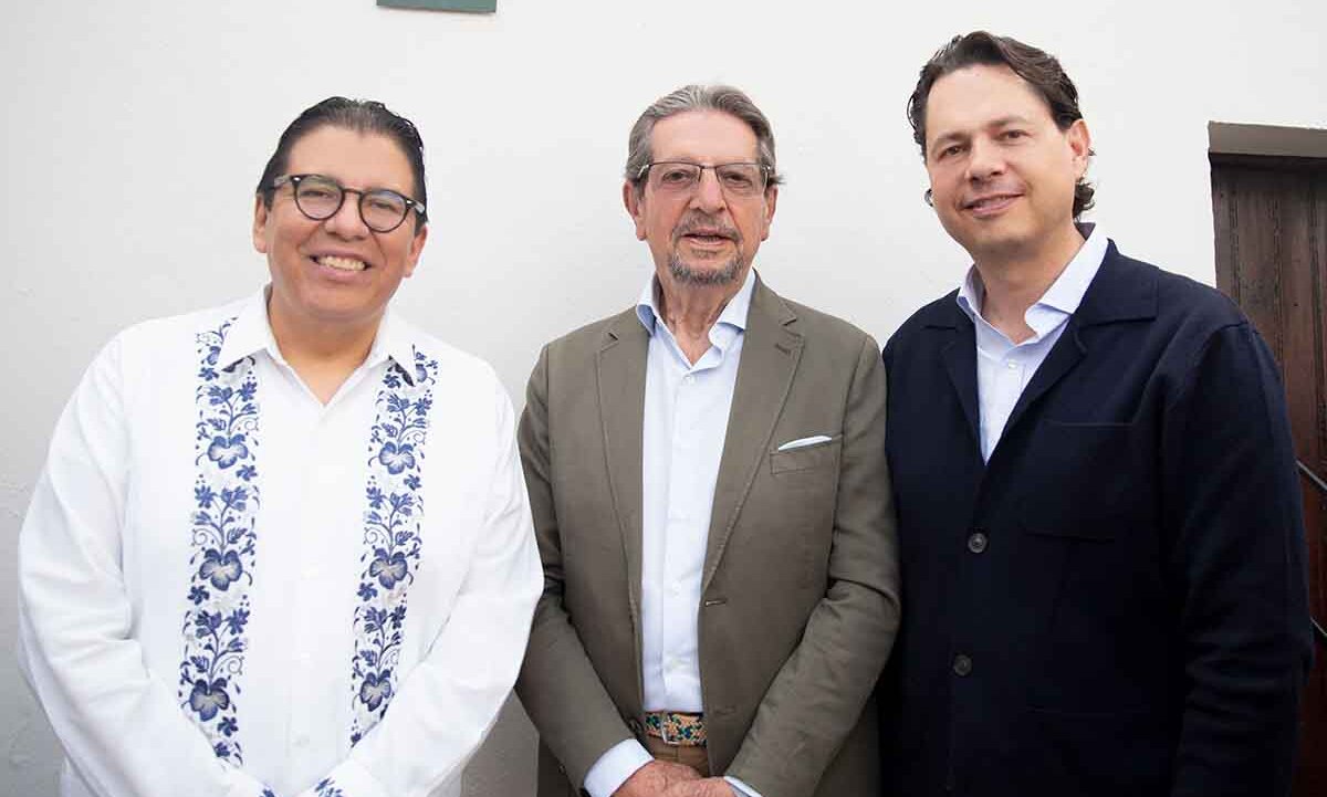 Fabián Valdivia, Juan Cue y Juan José Cue