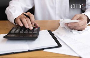 Una de las razones por las que el SAT te investiga es en caso de que los ingresos que se declaran no coincidan conoce las demás causas(Foto: Freepick)
