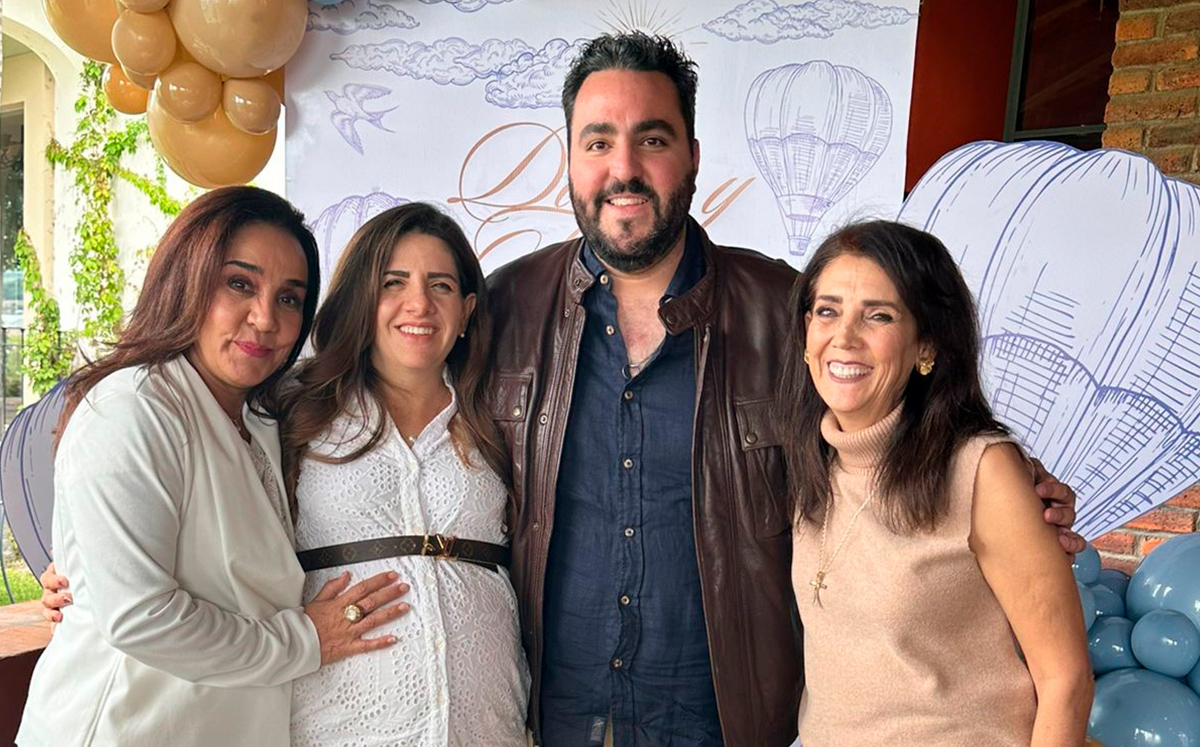 Male Custodio, Clara Muñoz Enríquez, Antonio Sánchez y Graciela Enríquez