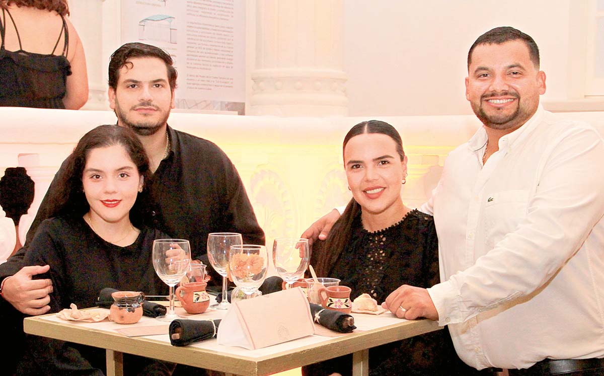 MAJO ELIZONDO, NAHIM MANZUR, CARO PARRA E IVÁN HERNÁNDEZ nos regalaron sus mejores sonrisas