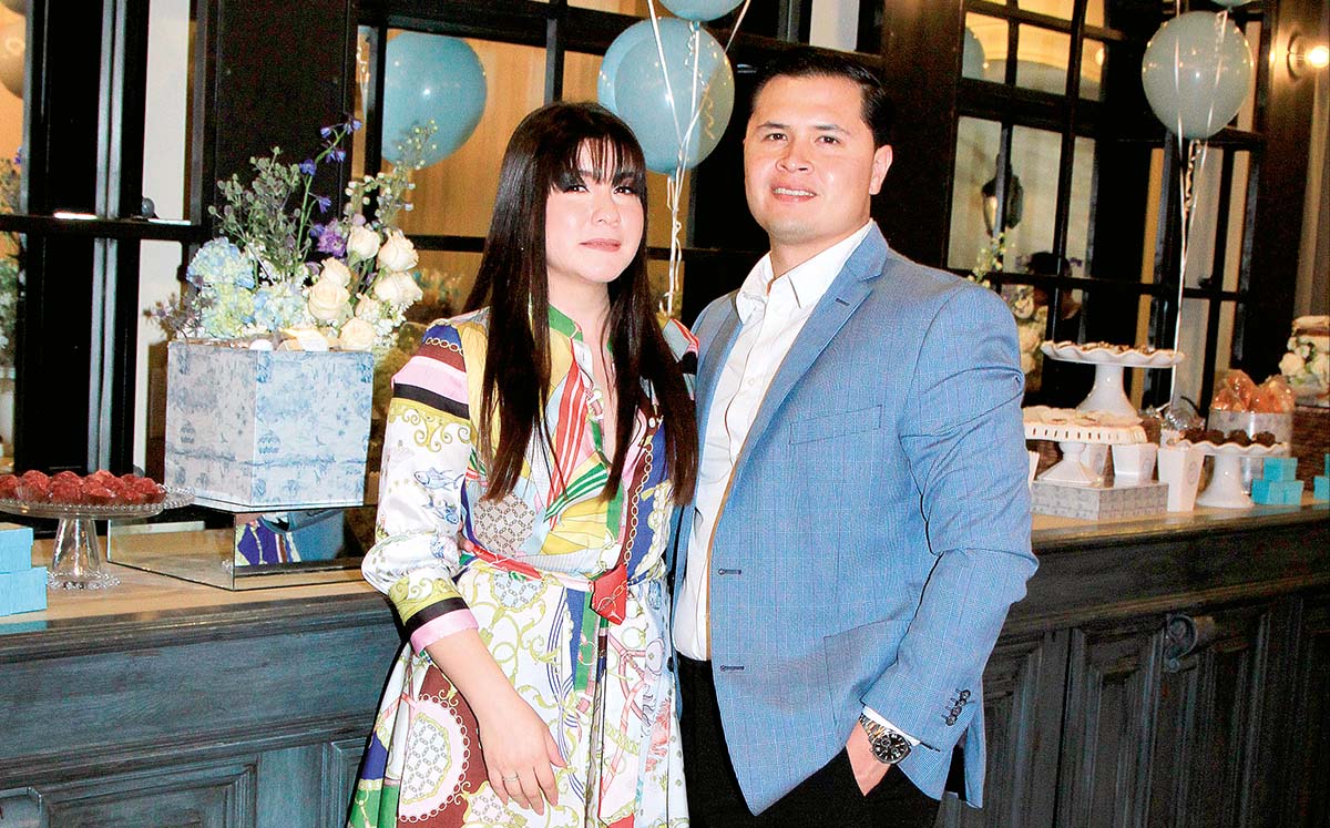 MILI OLVERA Y HÉCTOR OLVERA nos regalaron sus mejores sonrisas en el salón AMAIA