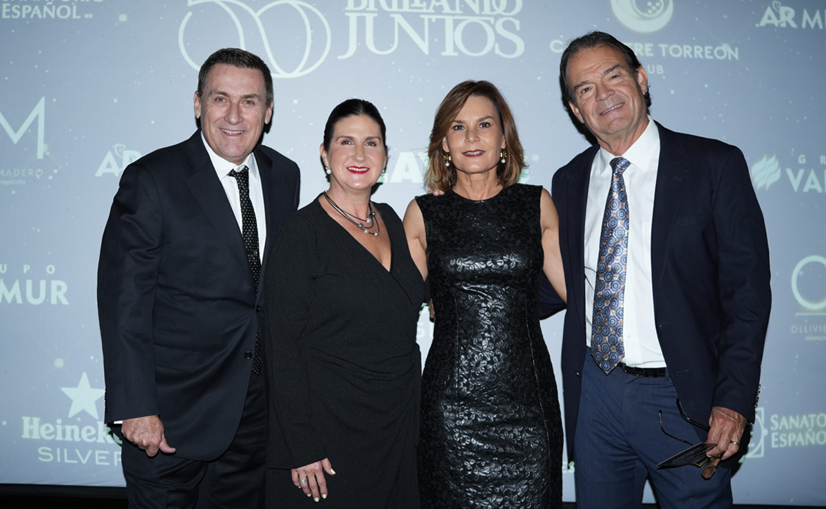 Curro, Pilar, Angélica y Mauricio