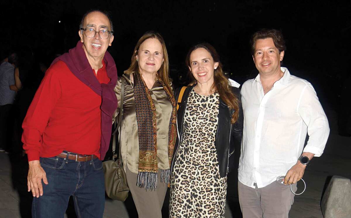 Marcelo Canales, Celina Lankenau de Canales, Celina Canales y Gustavo Caballero