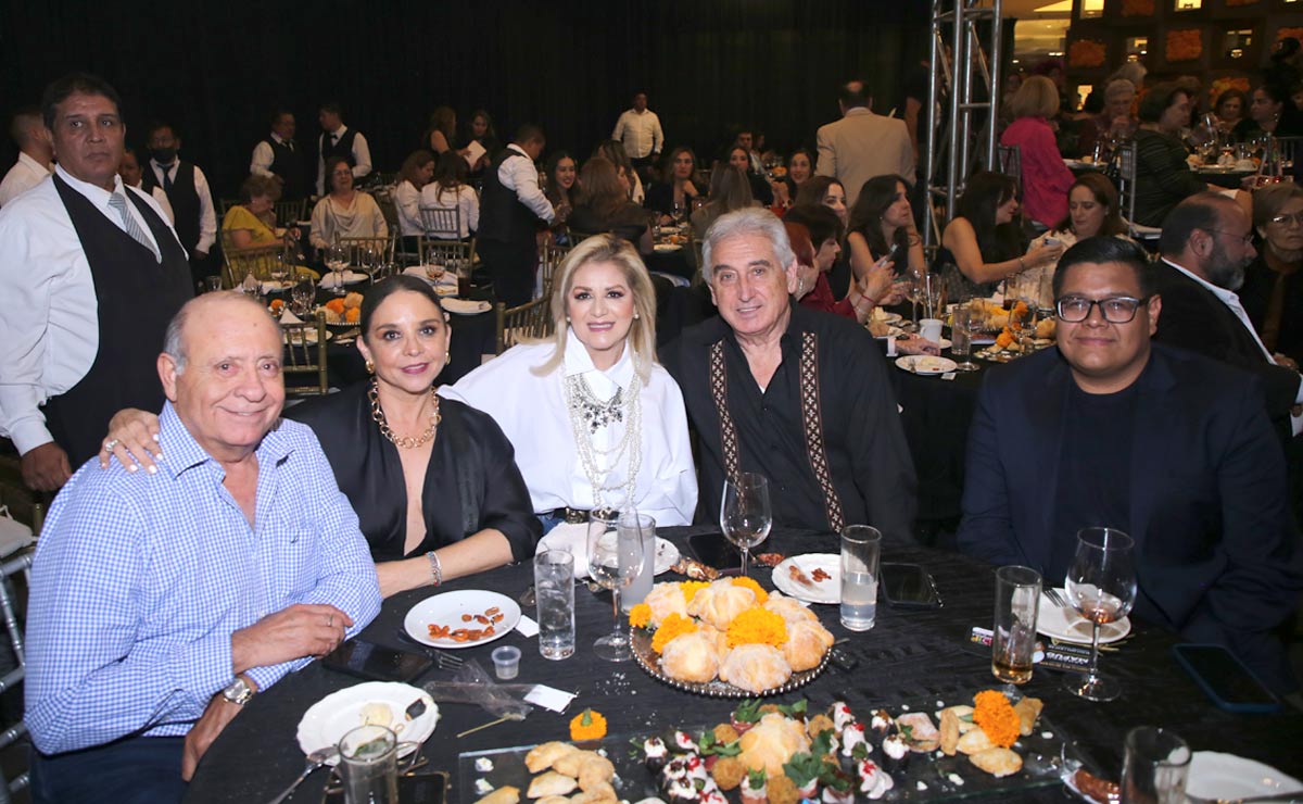 Ramón, Alicia, Vero, Peter y Caleb