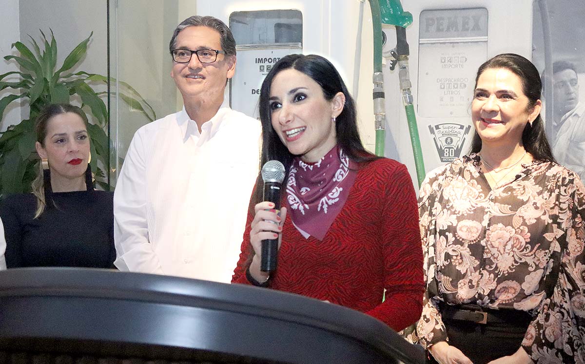 AISHA SUFÉ orgullosa de poder exponer sus cuadros en el Museo de la Ciudad Tampico