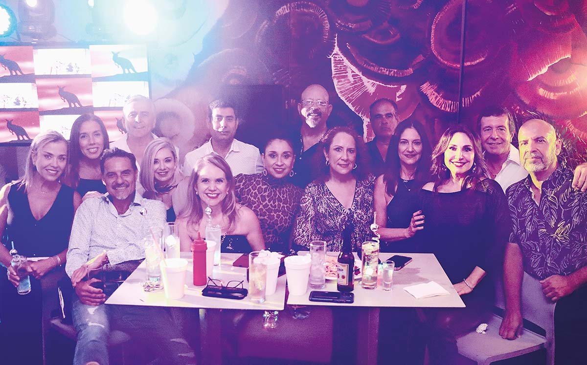 MÓNICA SAID, REBECA JIMÉNEZ, EDUARDO GÓMEZ, PEPE SALAZAR, YAMILE SANTAMARÍA, ANUAR GUARANEY, CARMENCHU HURTADO, ANA GABRIELA MARTÍNEZ, JOHNNY GUZMÁN