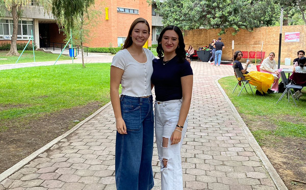 Alondra Muñoz y Paulina Correa