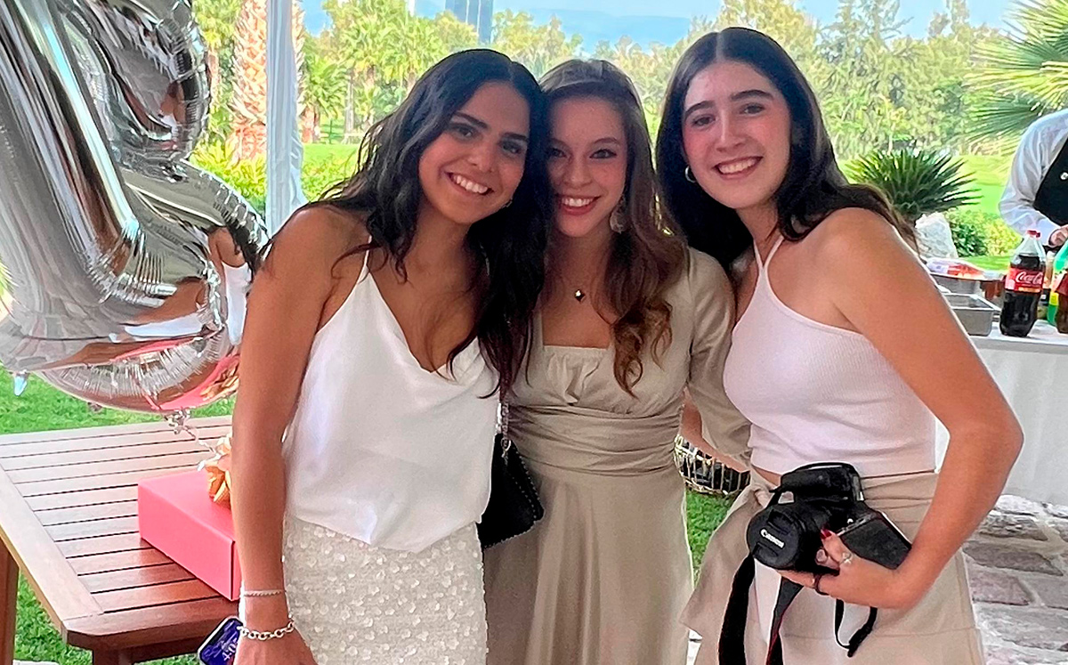 Claudia Maldonado, Barbie Hernández y Mariana Hernández