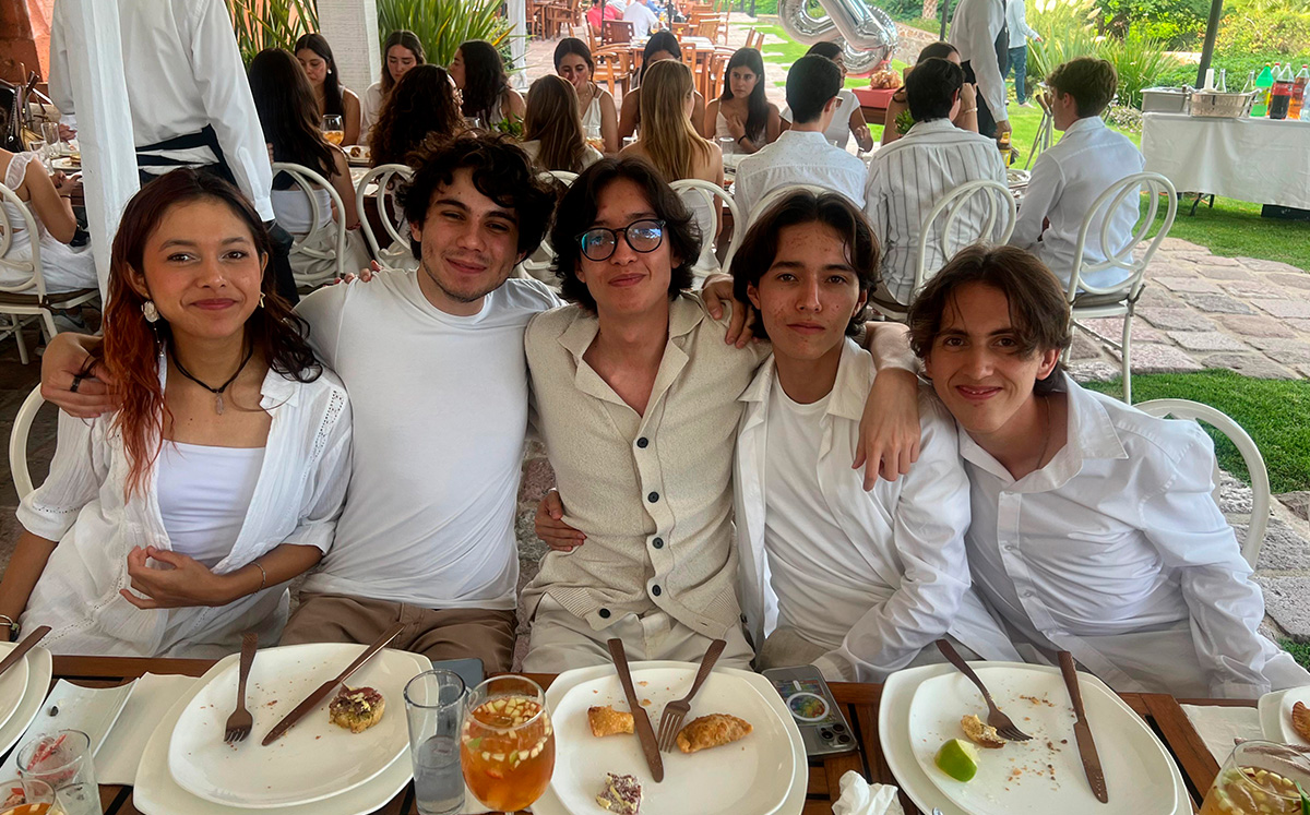 Katya Campos, Oscar Sandoval, Paulo Ramírez, Rui Espinoza y Paul Cervantes