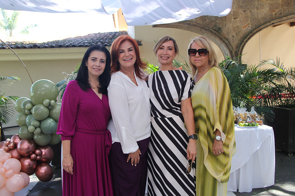 Sandra Corral, Ana López, Martha Escalante y Norma Moreno de Celis