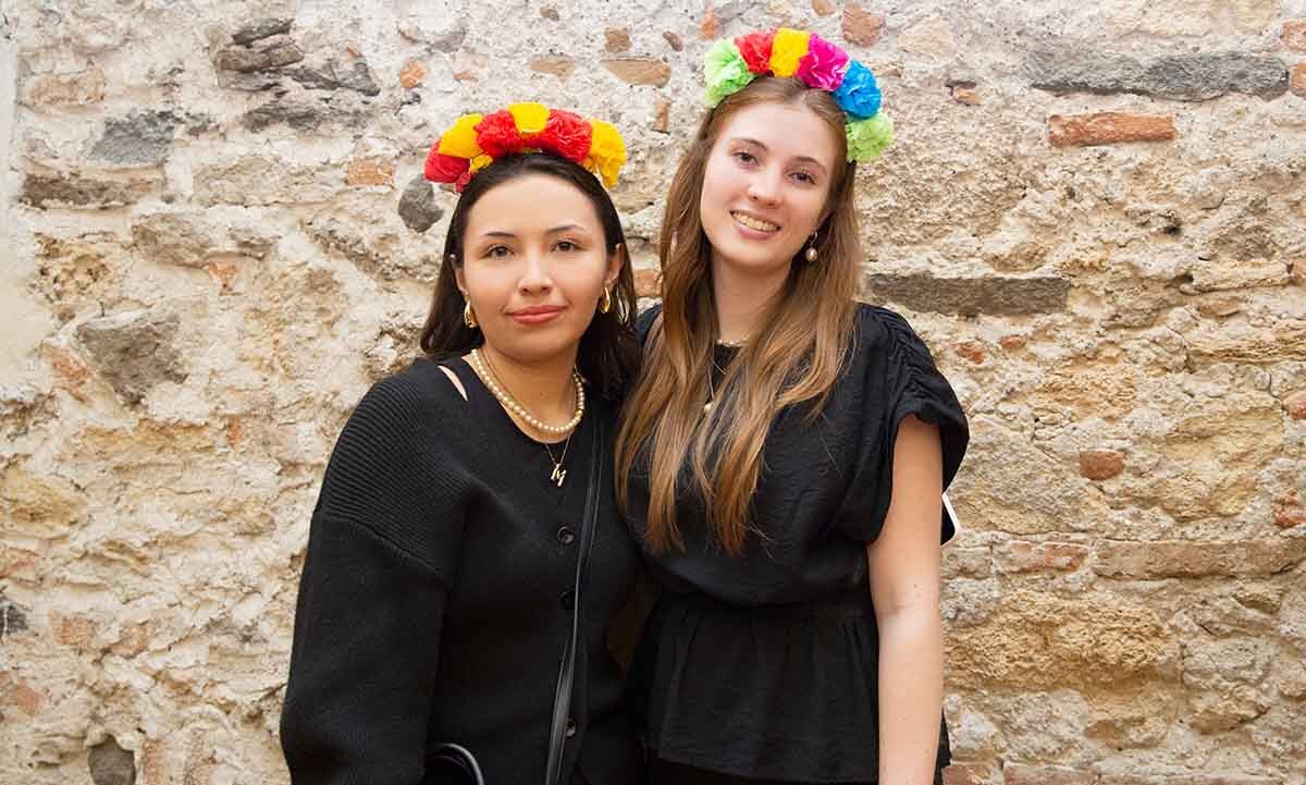 Ana Sofía Azpiri y María De la Fuente