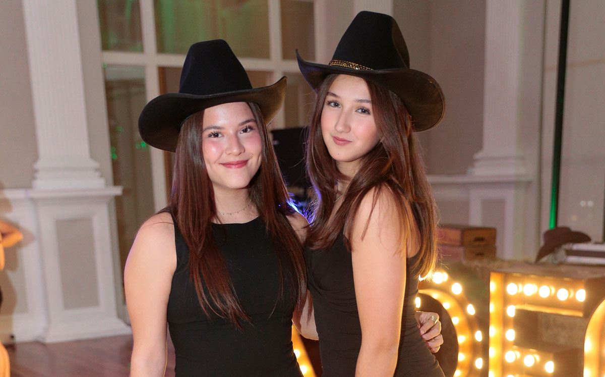 America Salinas y Emilia Garza