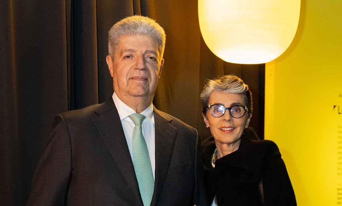 José Ignacio Etchegaray y Elvira Cero