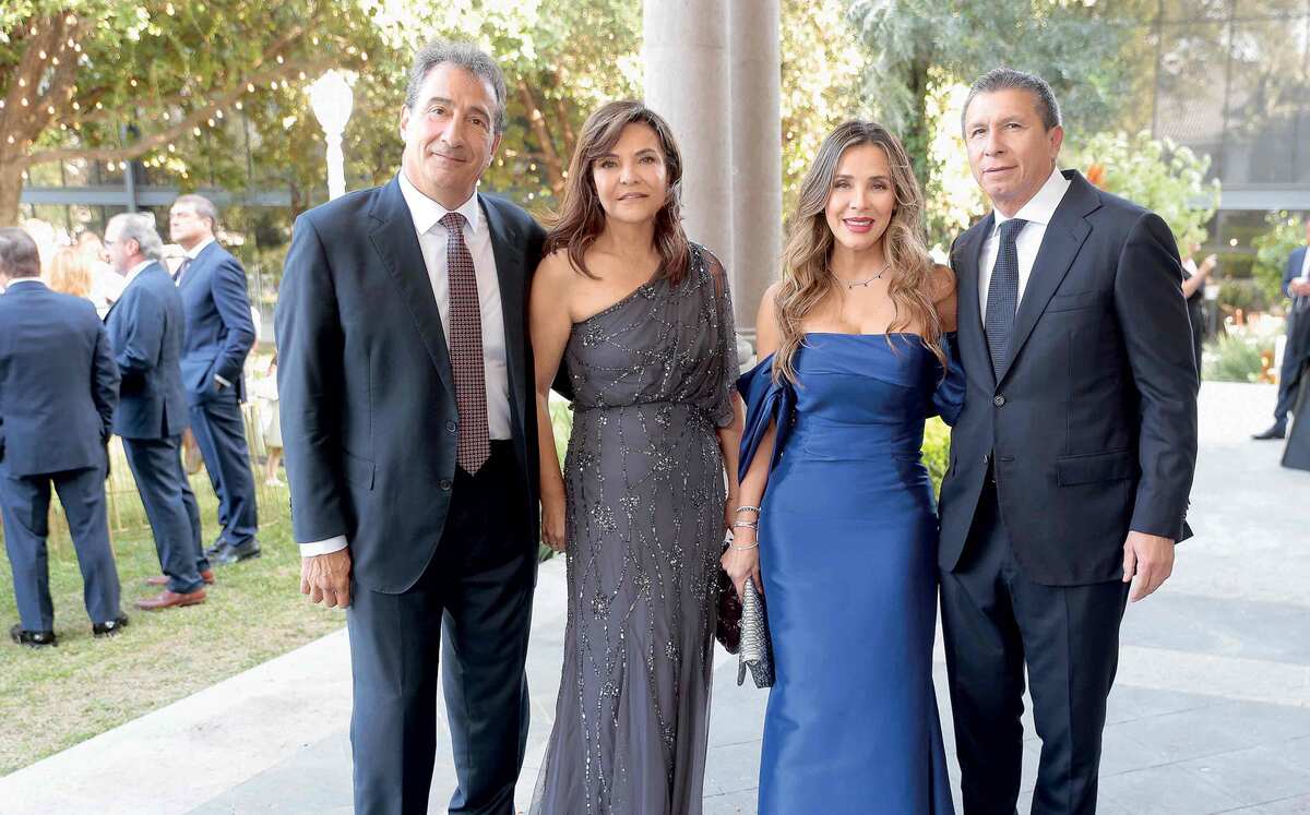 Carlos Kalifa, Elsa Kalifa, Érika Garza y Paco Garza