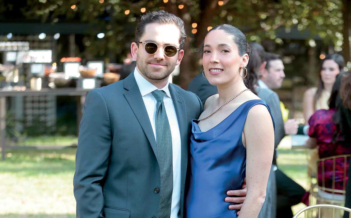 Juan Pablo De la Vega y Marcela Garza