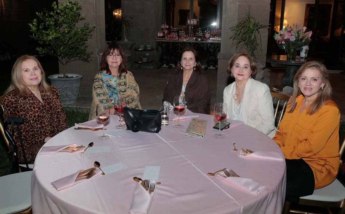 Juanita Piñeyro, Lucía Treviño, Blanca Maiz, Tatis Galán y Makela Martínez