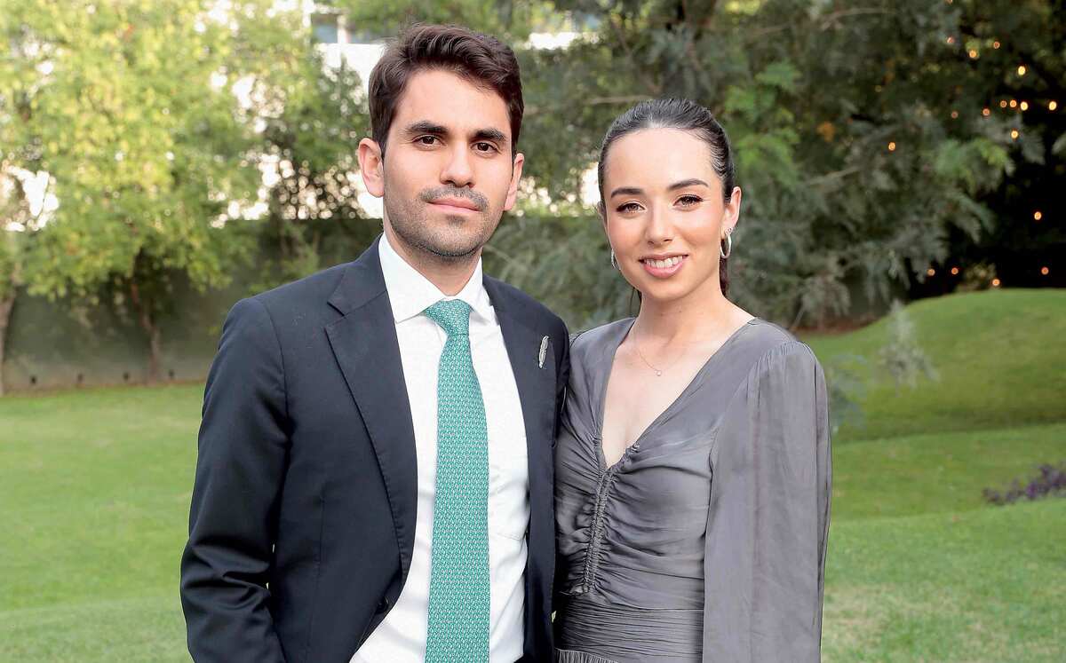 Mauricio Ayala y Raquel Garza