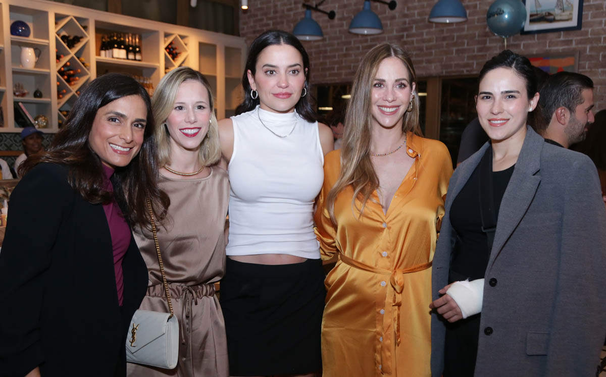 Érika Flores, Gaby García, Elena Baille, Bárabra Laborín y Maribel Lozano