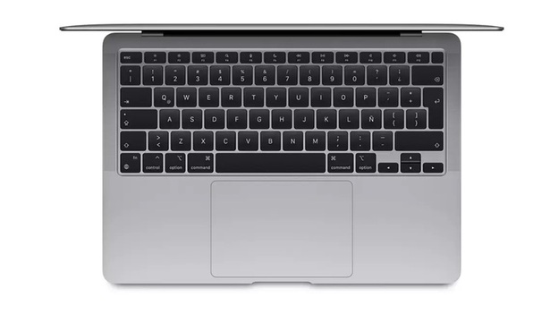 Así es la Apple MacBook Air 13" Chip M1 en Costco (Foto: Costco)