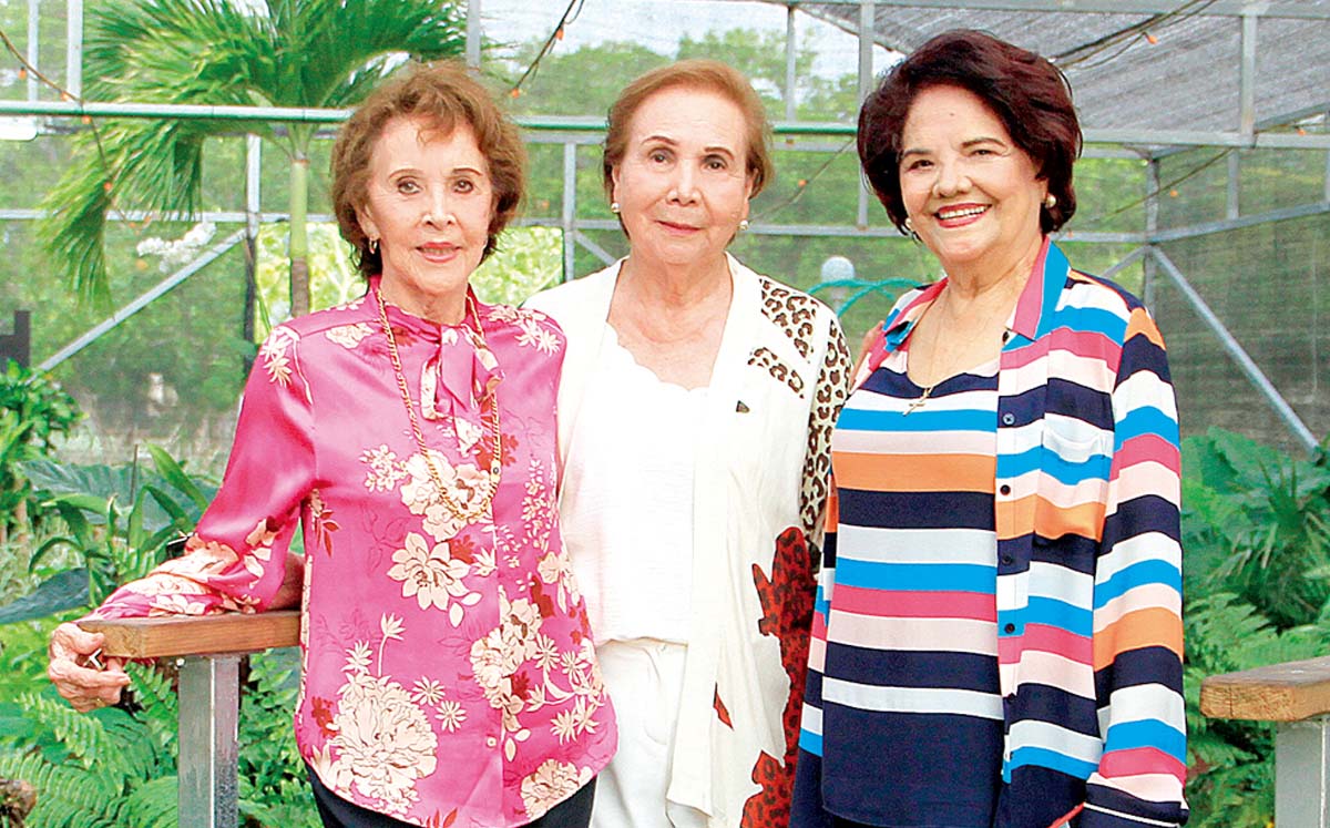 ALICIA BRICSTON, OFELIA DE RÁBAGO Y ELSA VÁZQUEZ nos regalaron sus mejores sonrisas en el Vivero Didáctico Municipal de Tampico